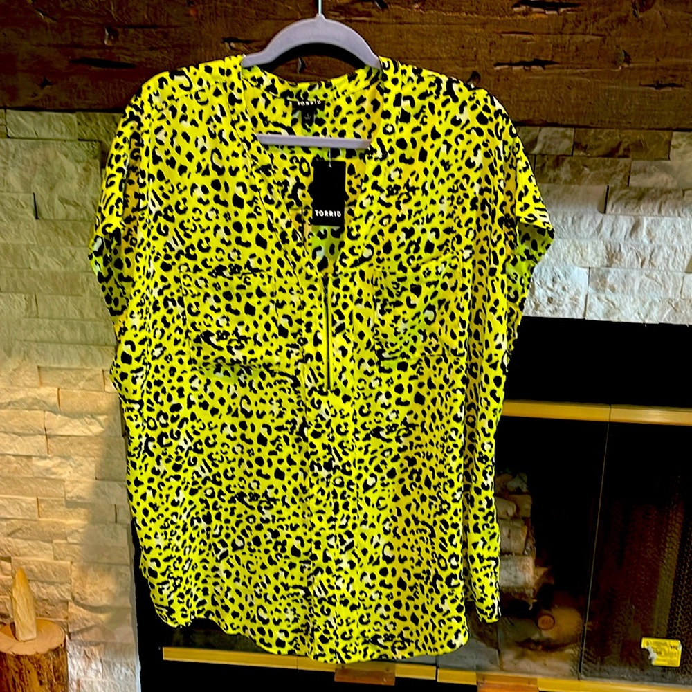 Torrid new animal print loose fit blouse🐆
